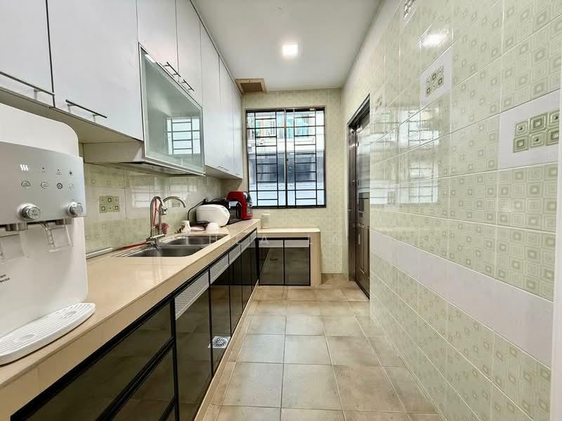 Kiara 2 @ Austin Heights 2 - 4