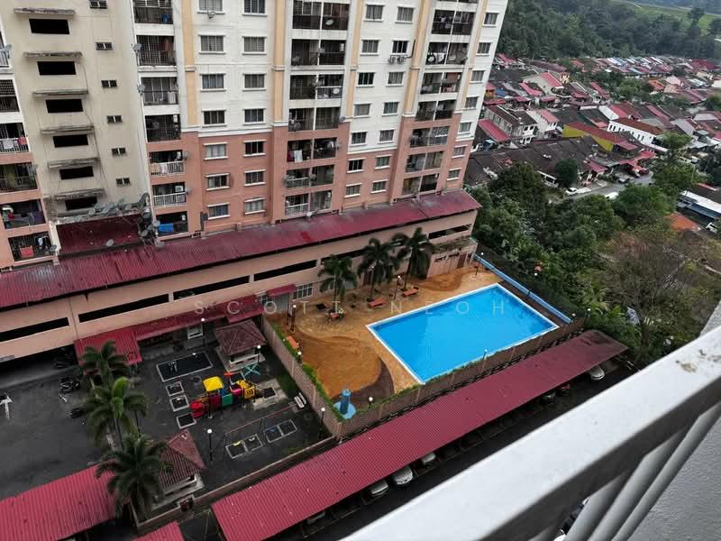 Lakeview Apartments - 2