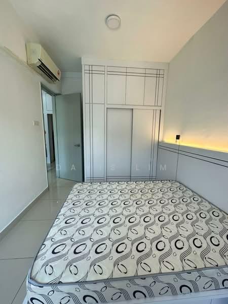Tropicana Bay Residences - 2