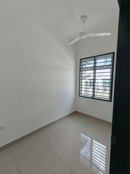 BANDAR DATO' ONN, PERJIRANAN 14 (FLEXIHOME) - 5