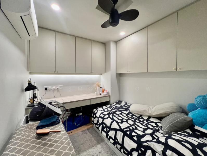 Hampshire Park Condominium - 2