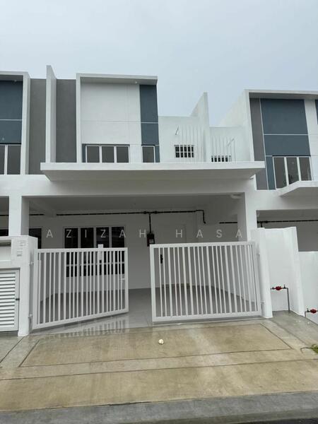 Izara II, Bayu Sutera - 2