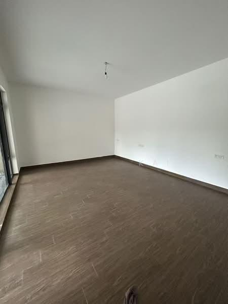 Fringe Villa @ Forest City - 4