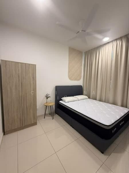 The M @ Medini Macrolink - 5