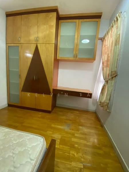 Gurney Park Condominium - 5