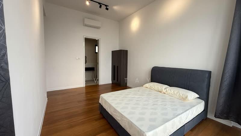 The Maple Residences - 4