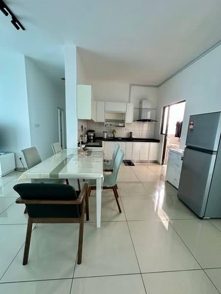 Waterside Residence - 4
