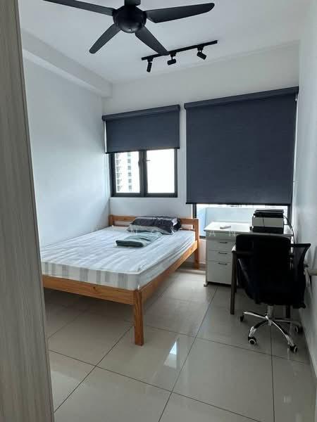 Waterside Residence - 3