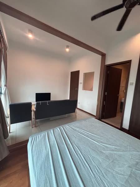 Crescent Bay Suites (Teluk Bayu) - 4
