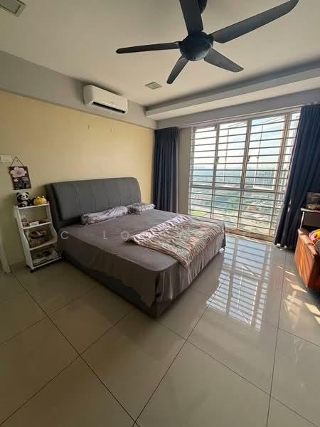 Main Place Residence - 3