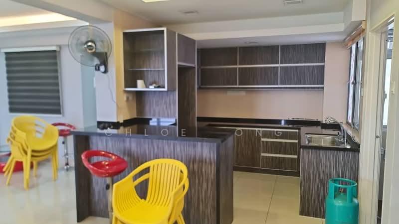 Main Place Residence - 4