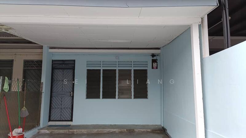 Taman Johor Jaya - 1