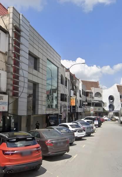 SS15 Subang Jaya 3 Storey Adjoining Shoplot For Sale. - 1
