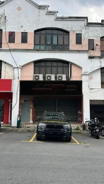 U6, Pusat Perdagangan Subang Permai - 4