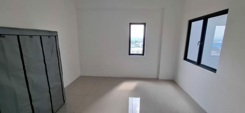 Glisten Hill - 4