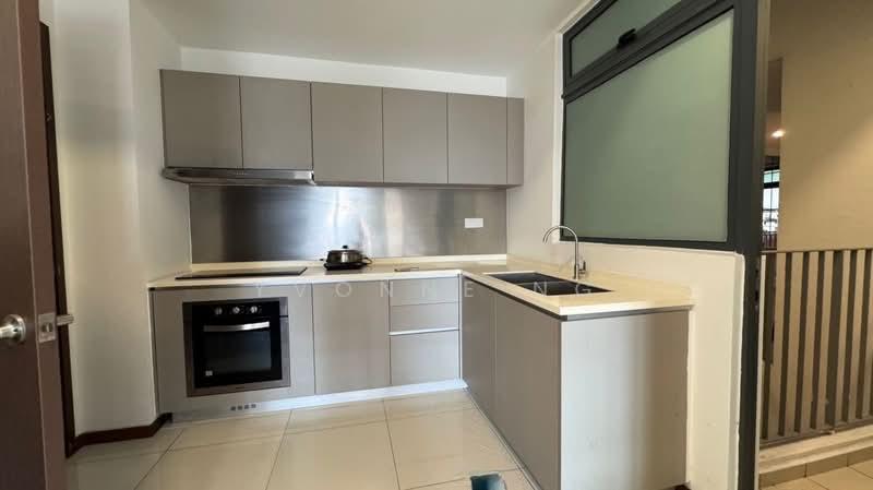 Crescent Bay Suites (Teluk Bayu) - 4