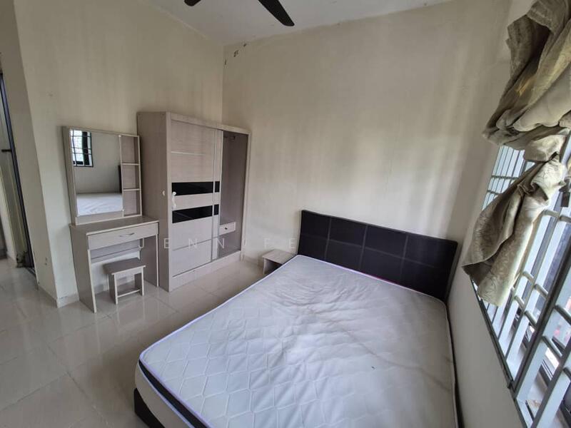 Vista Condominium - 4