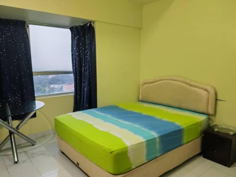 University Place (Plaza Ivory) - 2