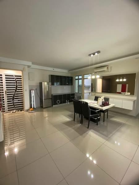 Austin Suites (Permata Austin) - 2