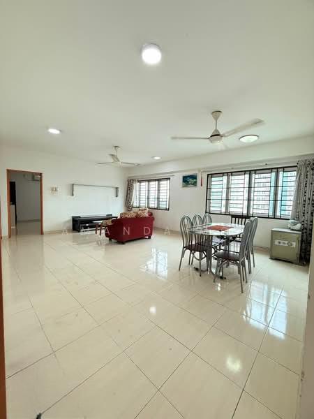 The Embassy (Bangunan Duta Impian) - 5
