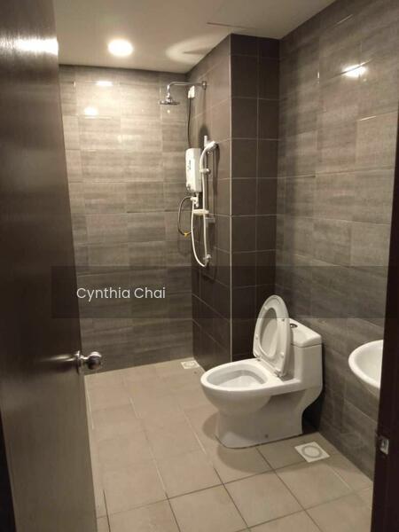 Symphony Tower (Menara Simfoni) - 3