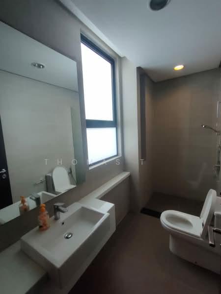 Avira Medini Iskandar - 2