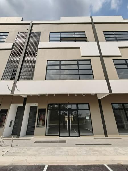 Horizon Square - 3 Storey Shop Lot for Rent - 2