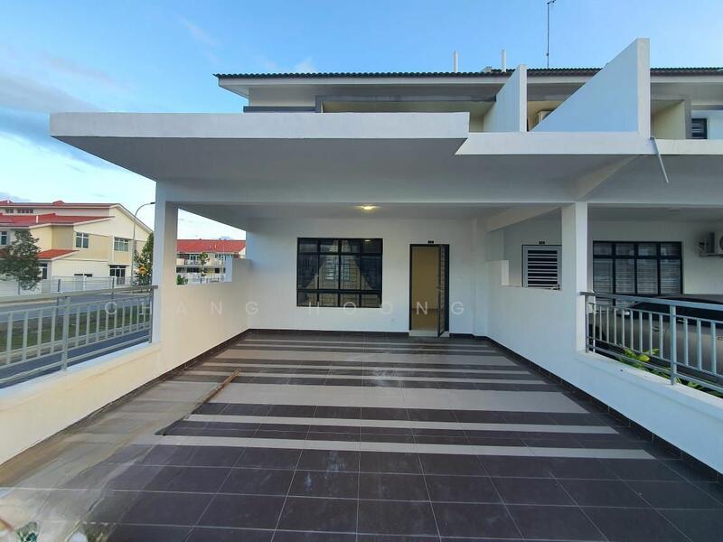 Terrace house at Taman Sri Penawar - 1