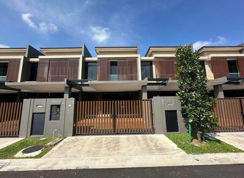 Aurora Resort Villas - 1