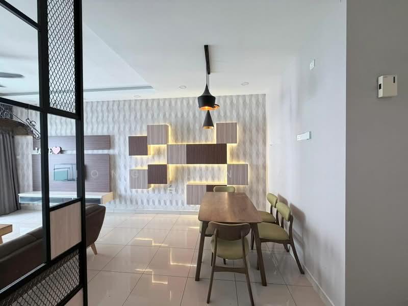 M Condominium @ Larkin - 4