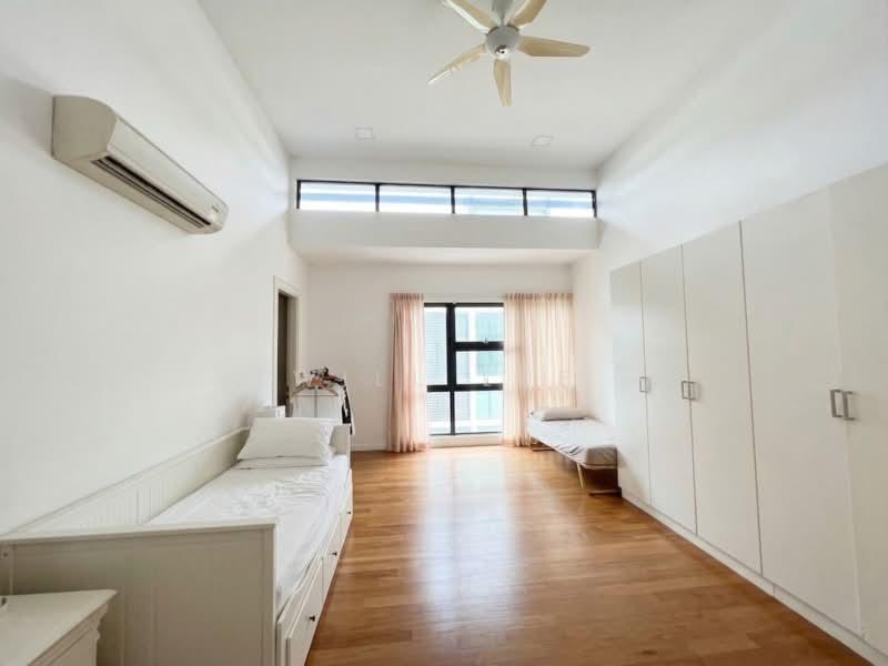 Noble Park Grand Pool Villas East Ledang - 4
