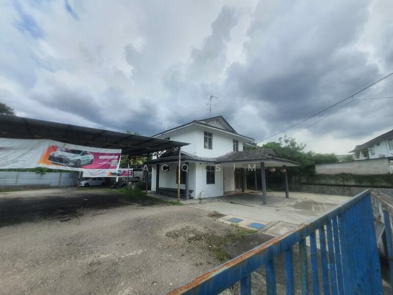 Taman Bukit Kempas - 5