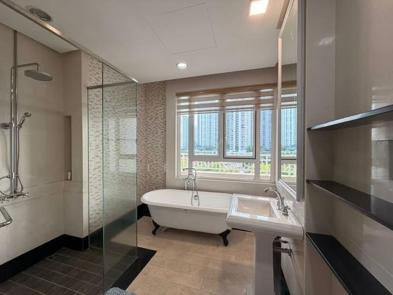 Quayside Condominium - 5