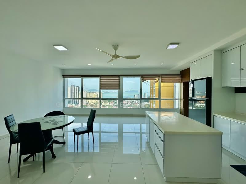 Central Park condominium - 4