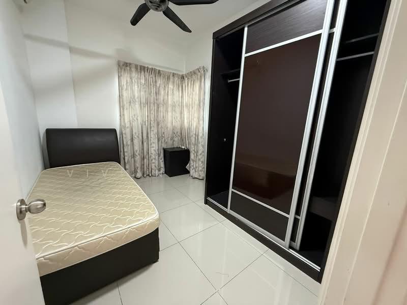 Ujana Executive Apartment - 5