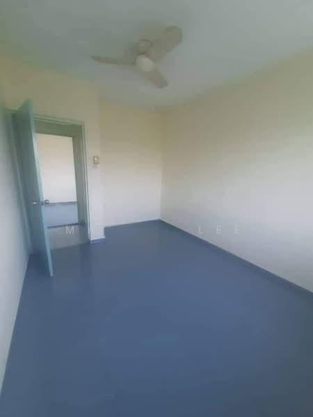 Rumah Pangsa Permas Jaya - 3