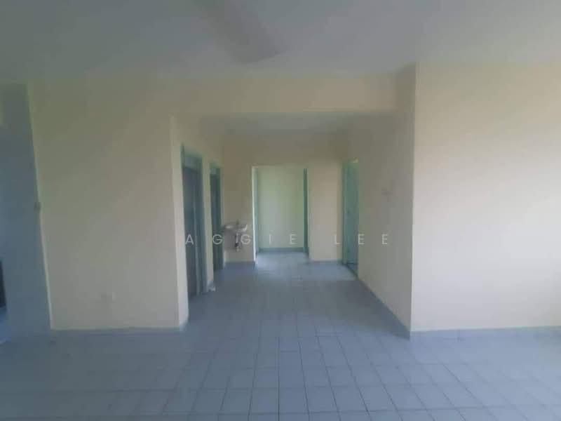 Rumah Pangsa Permas Jaya - 4