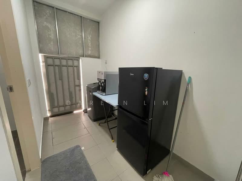 26th Avenue, Bukit Indah - 4