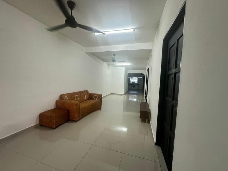Taman Greenwood - 5