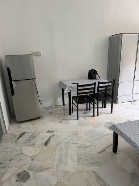 Menara Seputih - 3