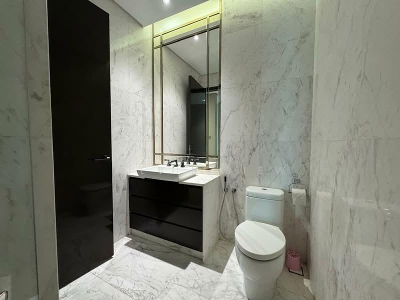 Four Seasons Place - 3