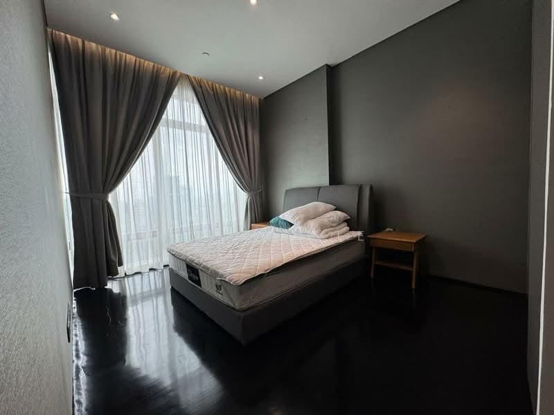 Four Seasons Place - 4
