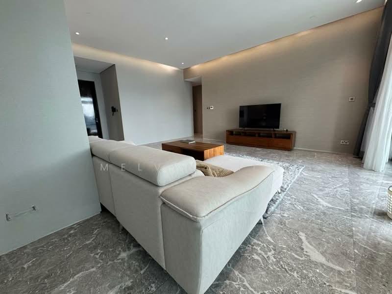 Four Seasons Place - 5