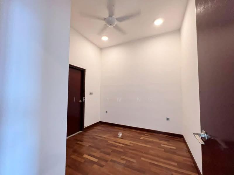 Paragon Suites @ CIQ - 3