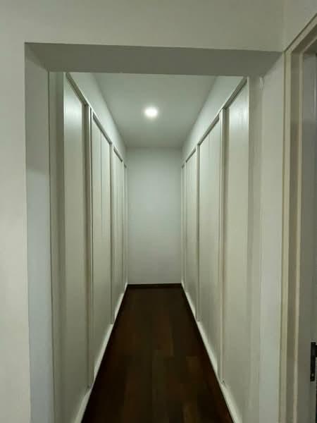The Breezeway - 5