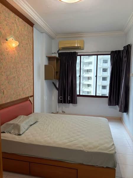 Marina Bay Condominium - 5