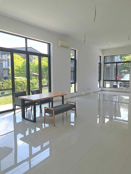 Sakura Residence - 3