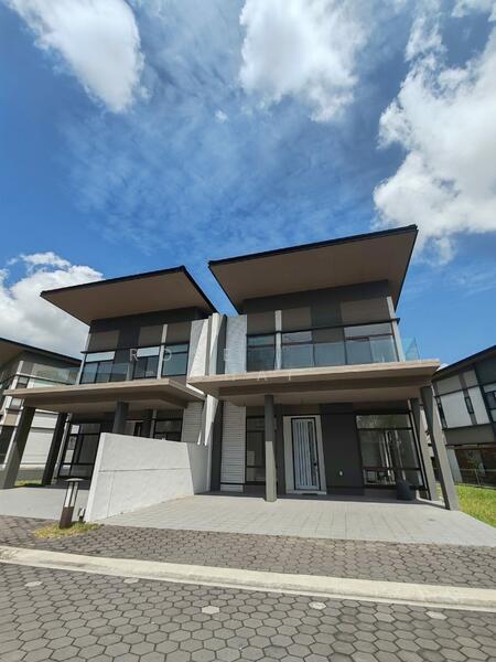 Sakura Residence - 1