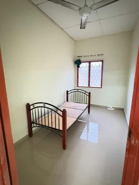 Taman Universiti - 3