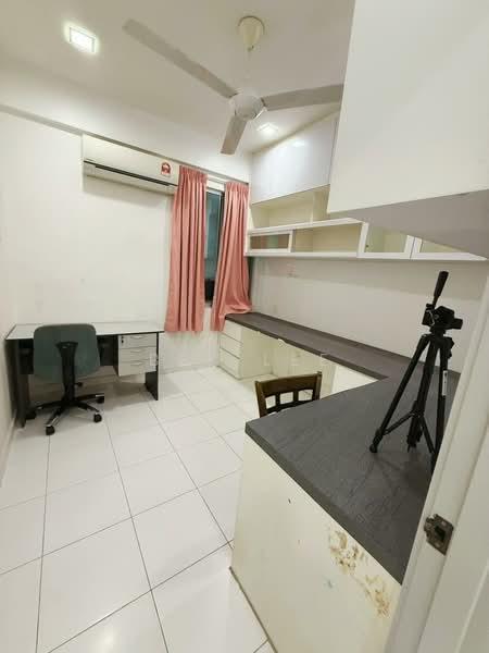 The Golden Triangle Condominium - 5